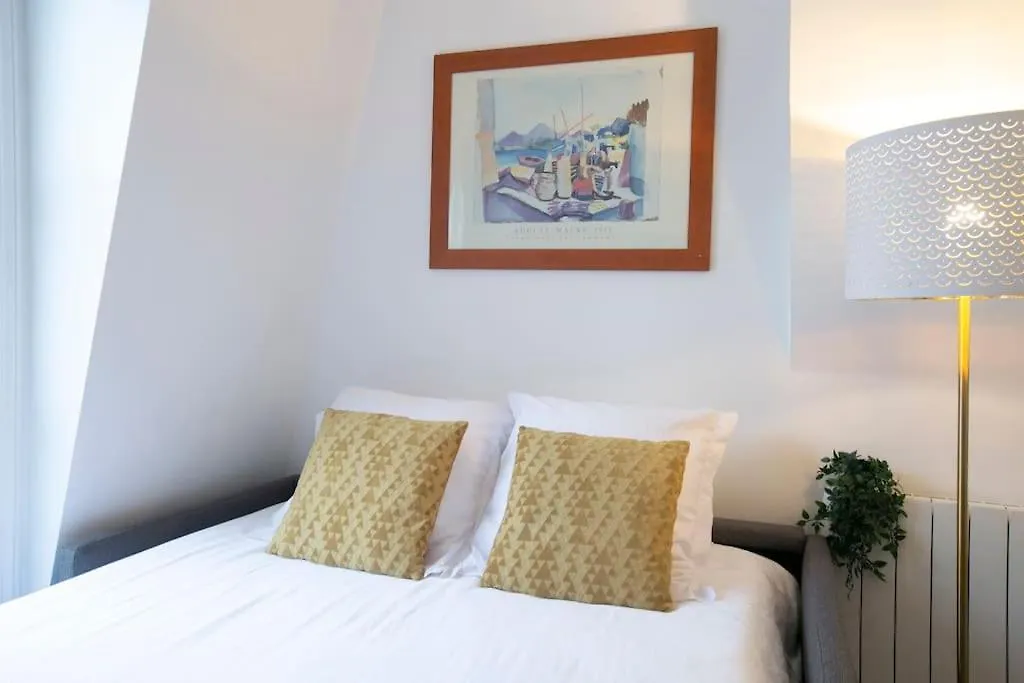 Heavenly & Cozy Parisian Flat - Place Voltaire 아파트 *